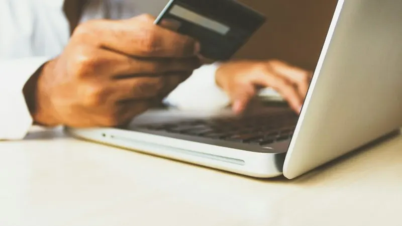 Interface e-commerce avec un tunnel de conversion optimisé